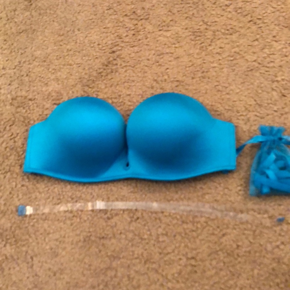 Blue Victoria Secret push-up strapless bra